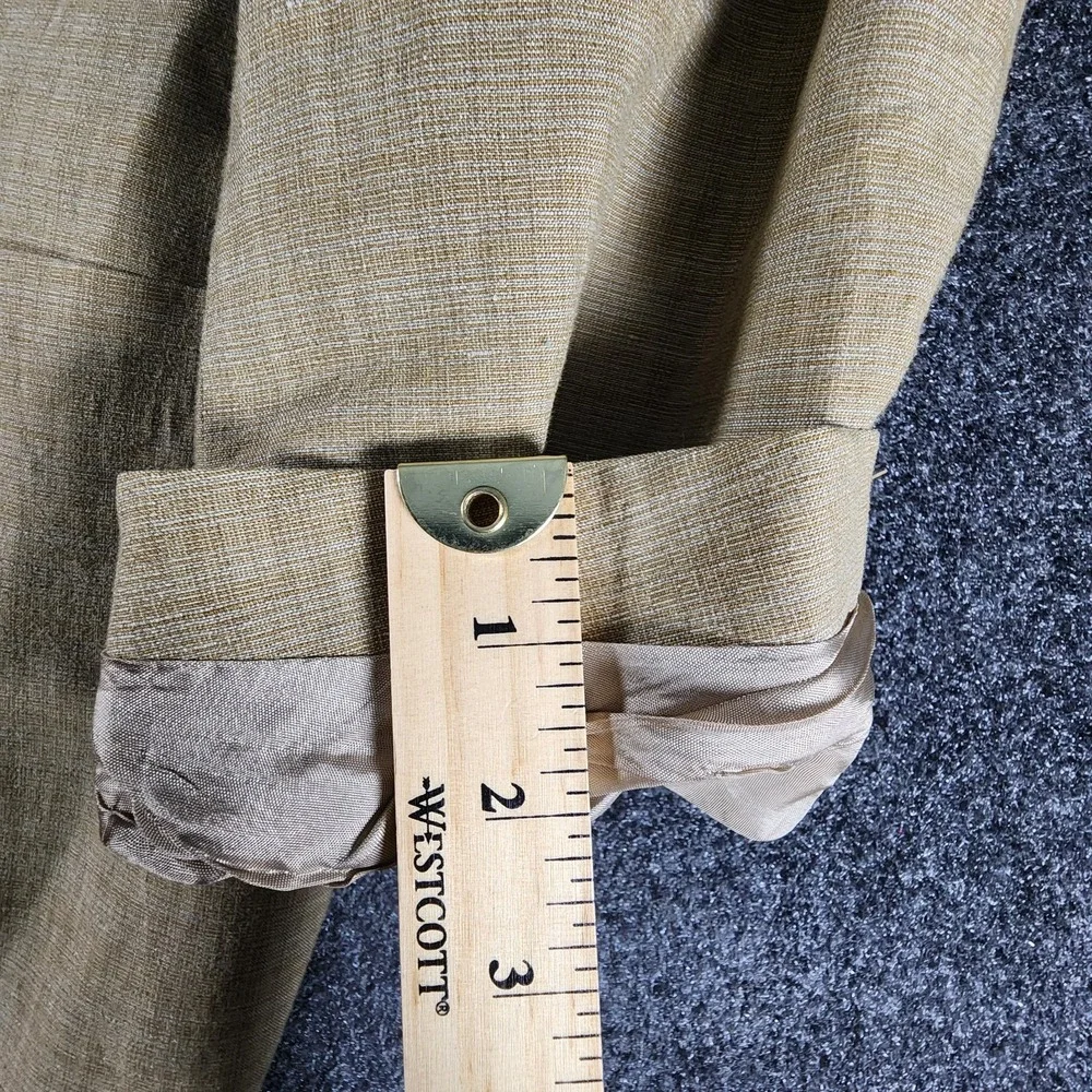Structure this 44r